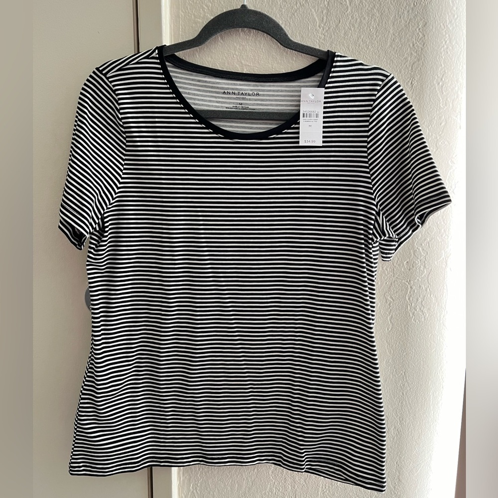 Ann Taylor Medium White & Black Stripped Shirt *NEW*